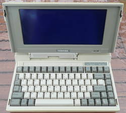 Toshiba T1200