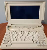 Tandy 1400 LT
