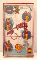 Tomy Pocket Game Pass The Puck